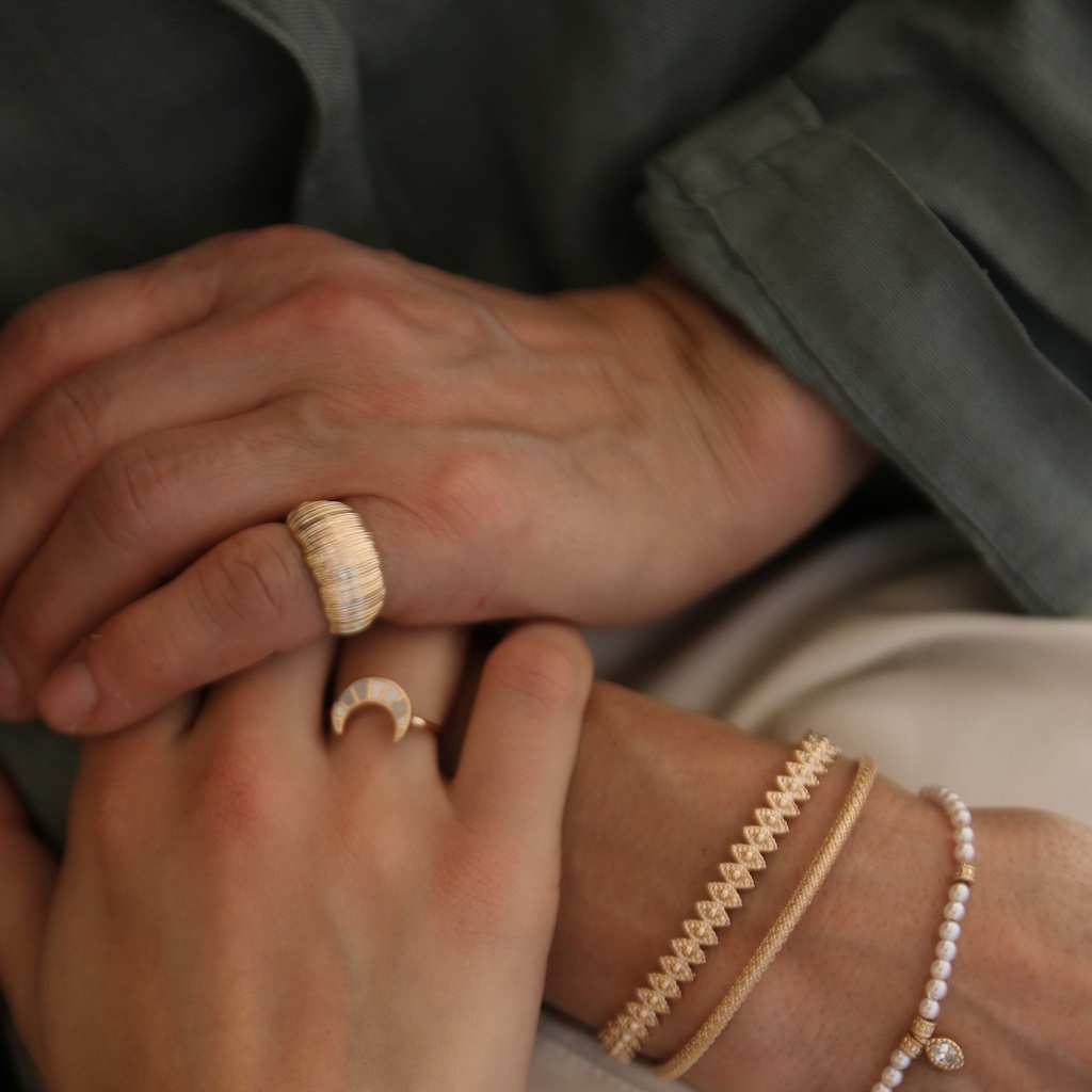 ANILLO LARA GOLDEN